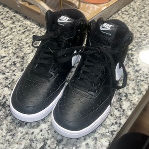 Nike court vision black and white - women’s 8.5 worn once